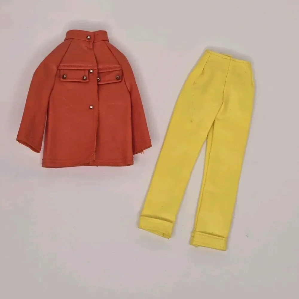 Vintage 70s Barbie The Ski Scene #1797 Orange Jacket And Yellow Pants